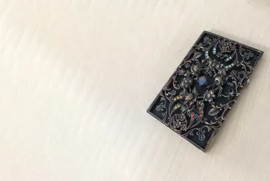 ステーショナリージュエリーとしての名刺ケース