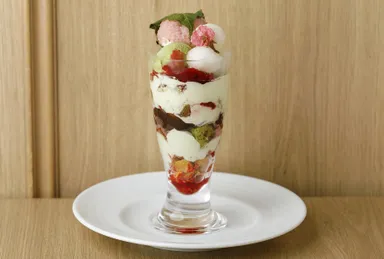 春薫る桜餅の和風パフェ