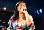 ボサノバ・サンバ歌手アマンダ・コスタ