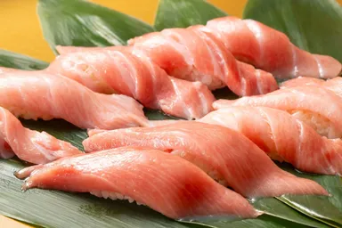 本まぐろ寿司食べ放題