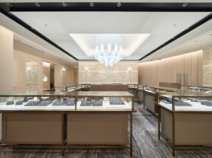 銀座本店オープニングレセプションにセレブリティが多数来店　
3月31日(日)までフェア開催中　