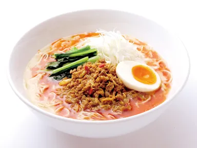 『マッサマンスパイス仕立て 月見坦々麺』