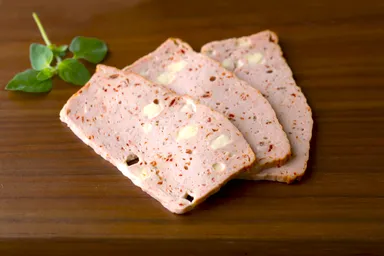 年間1,200個販売するピザケーゼ