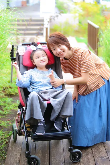 海谷由希氏とご家族～医療的ケア児の“ホント”を知ろう