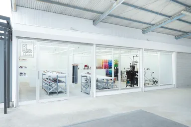 【S Labo】ショップ画像