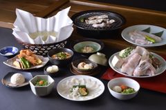 ふぐ料理店「玄品」、高級天然とらふぐコースを4/15より販売開始！インバウンド需要に応えて安全・高品質な食文化を世界へ発信