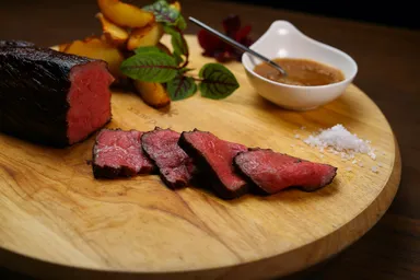 雪室熟成牛のローストビーフ