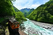 黒部峡谷トロッコ電車