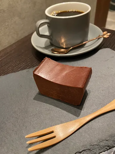 濃厚ガトーショコラセット(1,200円税込)