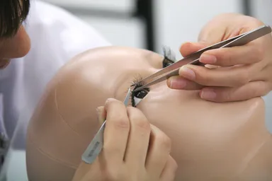 まつ下エクステイメージ2