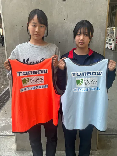 社名ロゴ入りビブス