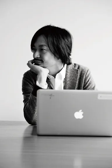 Perfumeなどの演出で知られる真鍋 大度氏