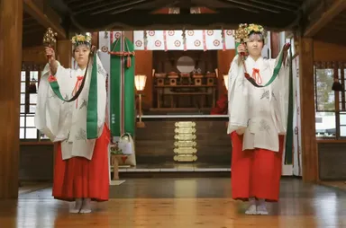 巫女着付け・撮影体験