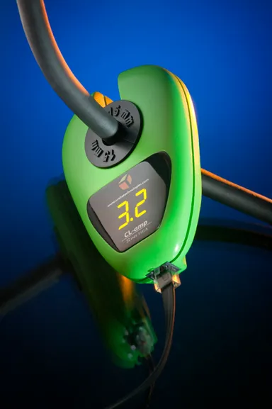 非侵襲型クランプメーター「CL-Amp」