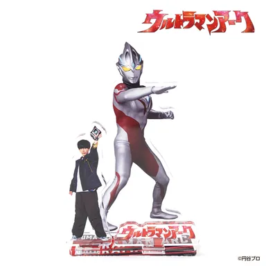 ultra_acrylicstand_ultramanarc