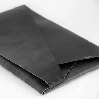 縫わずに折って仕立てるバッグ