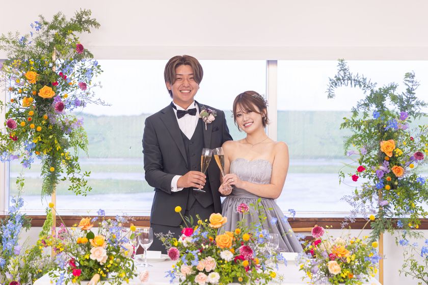 フォトウェディング「花とフォト」に新ロケーション追加。
「人を『つなぐ』空港で新しく『つながる』会食＆フォト 福島空港限定プラン」
予約受付中！