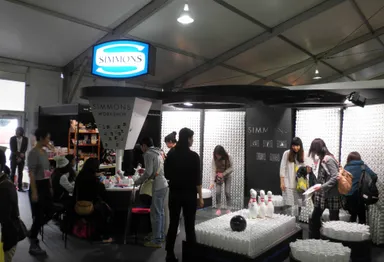シモンズブース