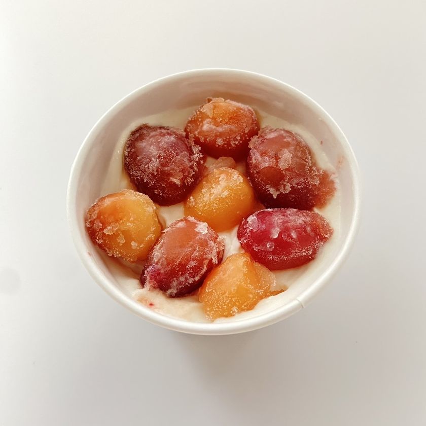 日本初！「シン・さくらんぼアイス」
ごろごろサクランボ入り
「日本一のさくらんぼの里」山形県から
新たなサクランボスイーツ誕生