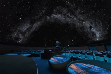 バンドー神戸青少年科学館ドームシアター施設写真