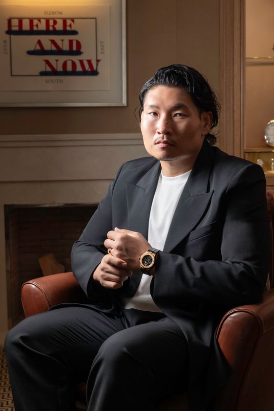 オシャレ番長・稲垣啓太、時計の奥深さに迫る。
ショパール共同社長　カール-フリードリッヒ・ショイフレとの対談動画公開。
単独インタビューでは結婚式の思い出や家族のあり方を語る。
奥様のドレス姿に思わず涙「そんな感情が自分の中にもあったんだ」
この夏の目標は「水泳の息継ぎを覚えたい」
