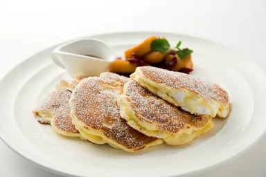 アップルスフレパンケーキ