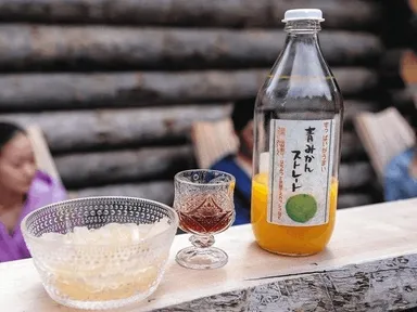 「サウナところてん」に使う沼津・西浦の青みかんジュース