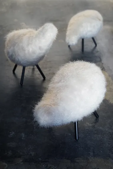 13. Moo(2006, スツール)