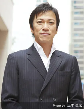 八代英輝弁護士