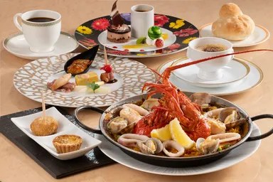 伊勢志摩産　伊勢海老のパエリャランチコース