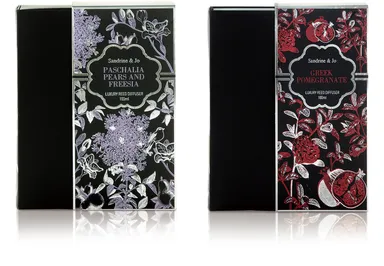 Paschalia Pears and FreesiaとGreek Pomegranate