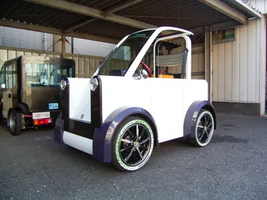 小型電気自動車「HOKUSAI」