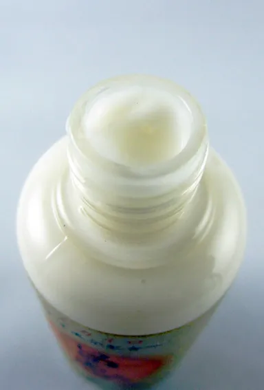 キャップを外した外観