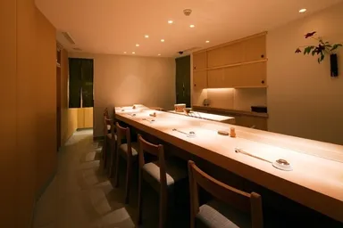 鮨よしたけ 店舗画像2