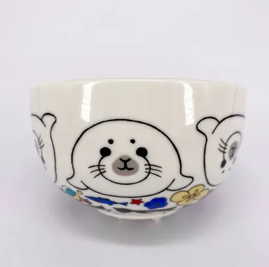 九谷焼　抹茶碗「ペンギン文様」直径11.5×高さ7cm　88,000円