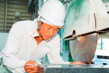 オールストーンお墓自社工場