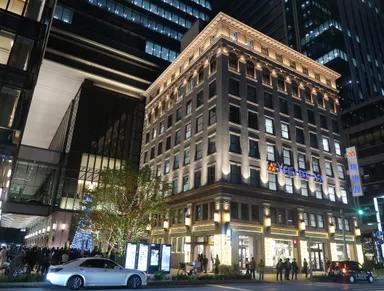 2023年の明治屋京橋ビルウィンターイルミネーションの様子