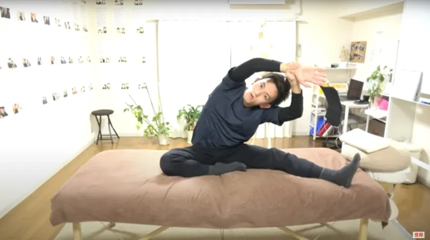 腰痛“完全消失”ストレッチ(6)