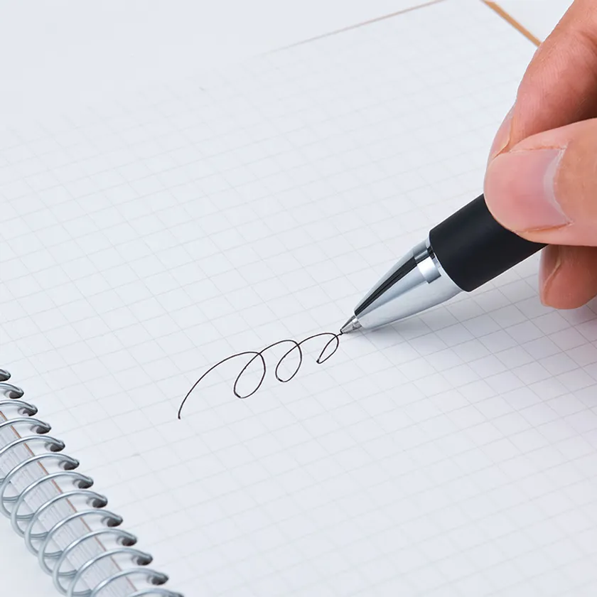 書き心地のよい国産オリジナル筆記用紙