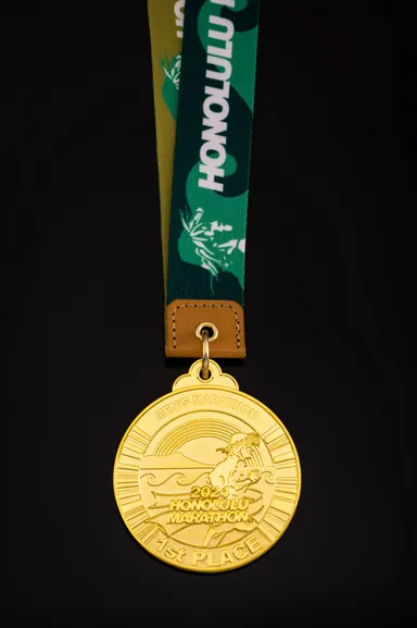 純金製 優勝メダル 表