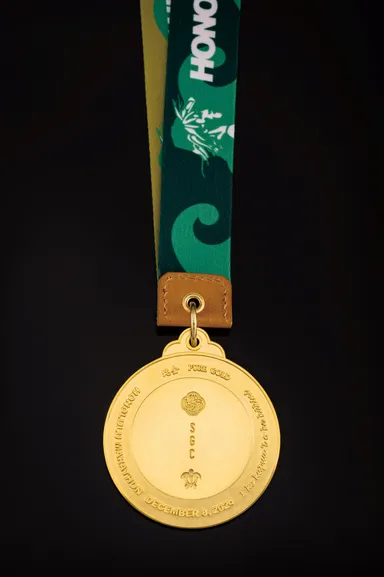 純金製 優勝メダル 裏