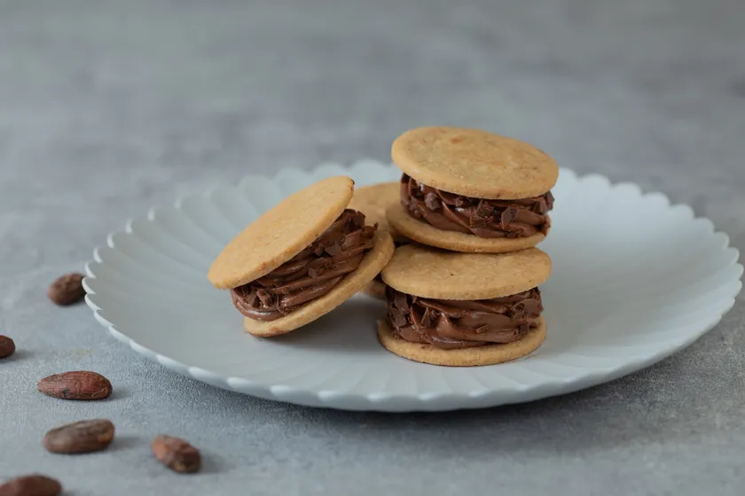 ENTRE生ショコラサンド カカオ・アントゥル72%