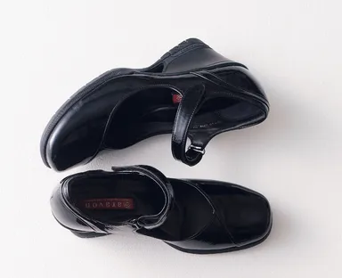 ニューバランス アラヴォンシリーズ 1068　