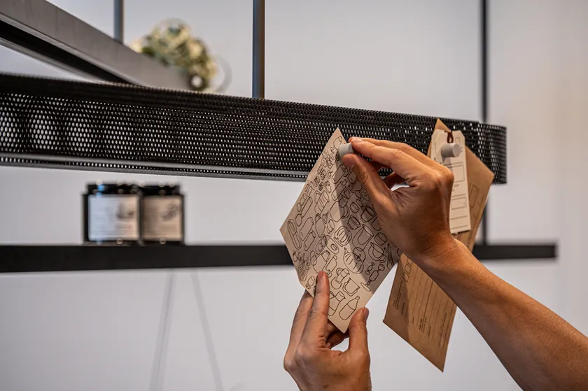 UITORU ブラック 3