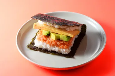 なま鮭とろアボカド