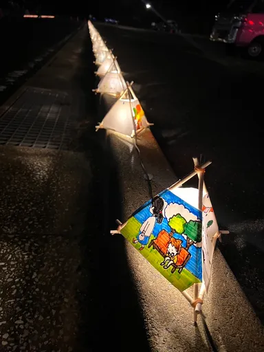 沢山のボランティアの方に作って貰った紙灯籠(1)