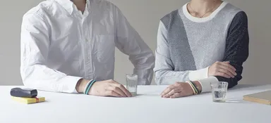 FALBEブレスレット　着装写真