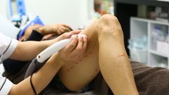 下半身脱毛中の柴田さん