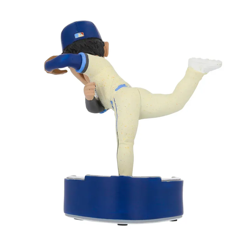 【後ろ】SHOHEI OHTANI - MLB公式 Rising Again:Pitcher's Return / ドジャース球場台座付 / 世界限定10000個