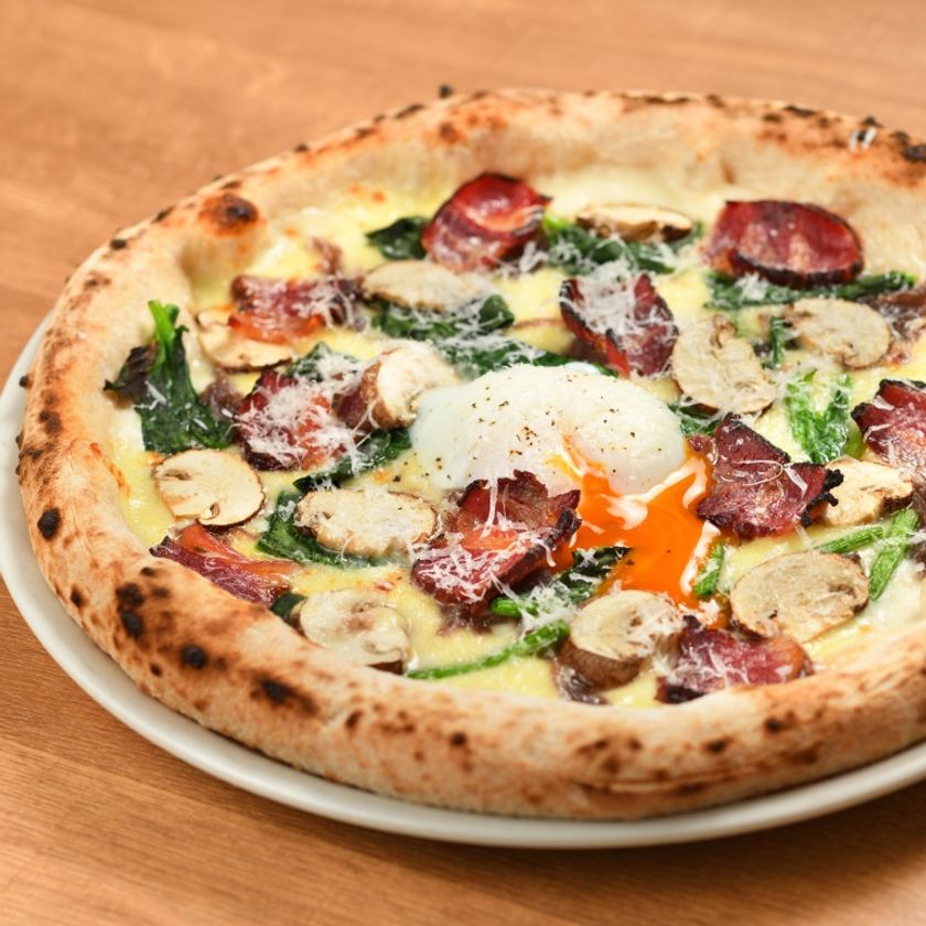 カスタマイズ型ピッツェリアの人気店！
「800°DEGREES NEAPOLITAN PIZZERIA NEWoMan新宿店」にて
福島県喜多方市産食材を使用したメニューの試食会及びフェア開催
